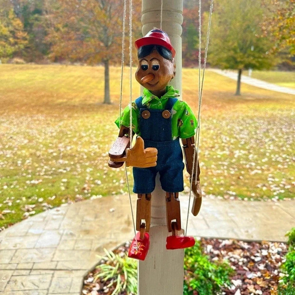 VTG RARE Handmade Pinocchio Beautiful Hand-carved Wooden Puppet Collectible - Picture 2 of 16